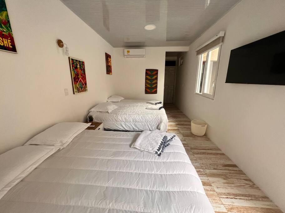 Вилла Nueva En San Antonio Cali, La Casa De Tona Экстерьер фото
